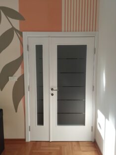 dvokrilna vrata sa staklom
